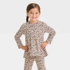 Toddler Girls' Ribbed Leopard Shirt - Cat & Jack™ Beige 7 Toddler Girls' Ribbed Leopard Shirt - Cat & Jack™ Beige -CAT and JACK Store GUEST 087455b1 400f 462f a4f1 5c79268820f4