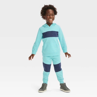 Toddler Boys' Long Sleeve Fleece Hooded Sweatshirt And Jogger Pants Set - Cat & Jack™ 4 Toddler Boys' Long Sleeve Fleece Hooded Sweatshirt And Jogger Pants Set - Cat & Jack™ - Image 2