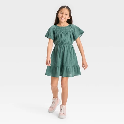 Girls' Solid Short Sleeve Woven Dress - Cat & Jack™ 4 Girls' Solid Short Sleeve Woven Dress - Cat & Jack™ - Image 2
